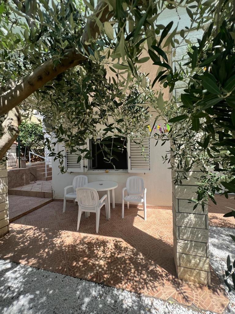 Apartments Paulina Trogir Exterior foto